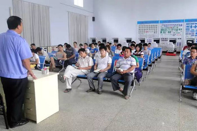 海南各駕校5月1日起可自行聘用教練員